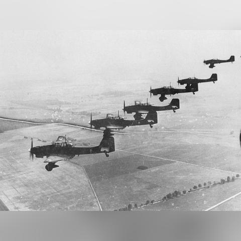 《毁灭战士：黑暗时代》销量飙升！揭秘登顶英国榜首背后的秘密