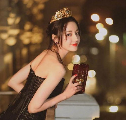 《莱莎工作室》:肉腿美娘,系列新篇章 《莱莎工作室》:肉腿美娘,系列新篇章