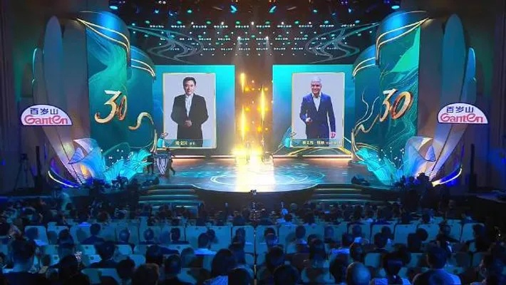 《双城之战2白玉兰大奖加冕，沉浸式音乐盛宴2025上海启幕！》