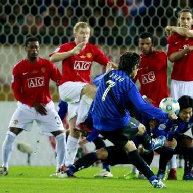 世俱杯八强揭晓!《最佳球会》带你重温曼联辉煌时刻 世俱杯八强揭晓!《最佳球会》带你重温曼联辉煌时刻