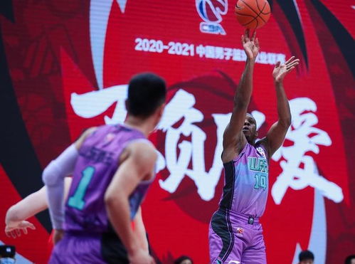 王以太《街头篮球》直播首秀:逆时开火,今晚7点热血开战! 王以太《街头篮球》直播首秀:逆时开火,今晚7点热血开战!