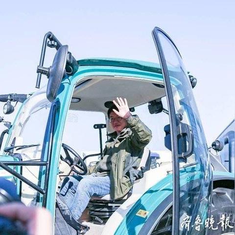 未来人生导航：揭秘教育职业选择与高招技巧