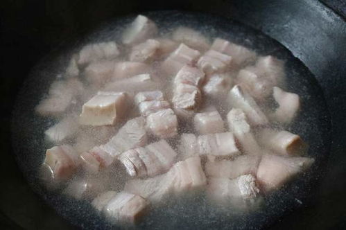 《渊虚之羽祭拜攻略：快速掌握祭拜动作技巧》