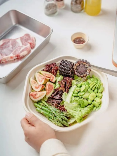 《多重人生攻略：高效食物获取与储存技巧》