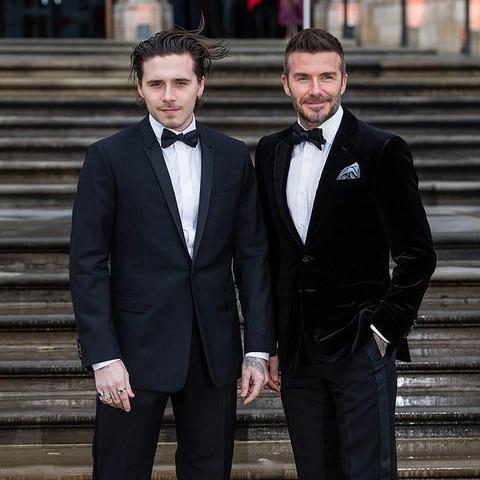 《盘点十大热门裸露游戏!必玩榜单揭晓》 《盘点十大热门裸露游戏!必玩榜单揭晓》