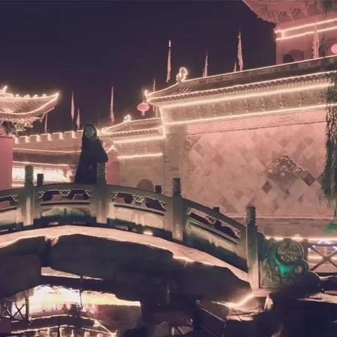 《霓虹深渊时空商店：兑换攻略秘籍大揭秘》