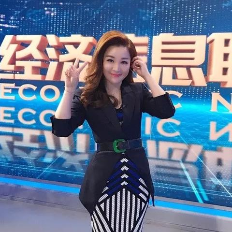 《杜拉拉升职记手游》快速晋升攻略，轻松登顶职场巅峰