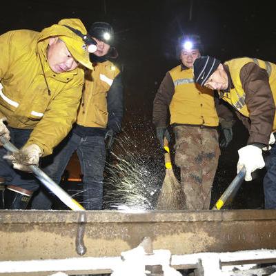 《暖雪真结局攻略:解锁条件揭秘》 《暖雪真结局攻略:解锁条件揭秘》