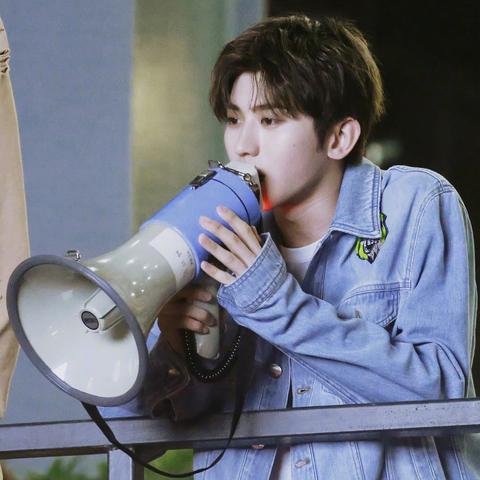 《光遇应援挥手动作获取攻略》