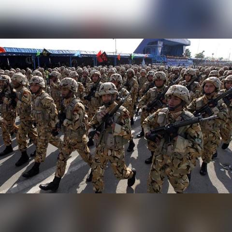 《战火集结！盘点热门军事游戏，下载首选攻略》