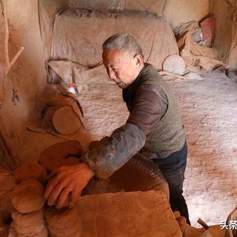 《光遇肚子先祖隐藏位置揭秘！快速找到攻略》