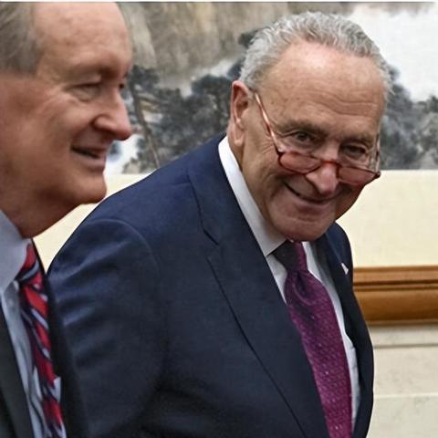 《十大经典耐玩贸易游戏盘点:探索商战乐趣无限》 《十大经典耐玩贸易游戏盘点:探索商战乐趣无限》