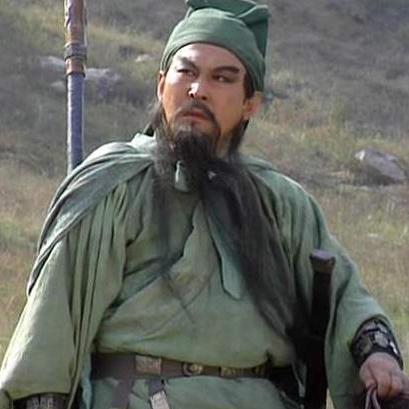 《三国小R养成攻略：轻松升级，战力飙升》