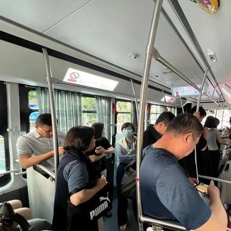 黑色幽默游戏盘点：揭秘10款爆笑奇遇之旅