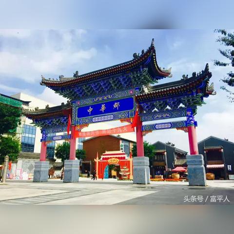 四海兄弟自由模式揭秘：探索故乡无限可能