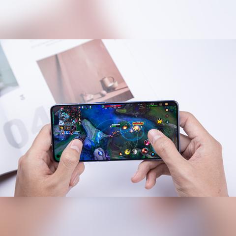 《热门游戏盘点：下载量爆棚，十大最受欢迎游戏大揭秘》