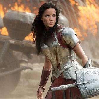 《漫画英雄游戏盘点：十大热门排行，必玩佳作推荐》