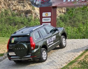 《越野游戏排行：盘点最受欢迎的越野赛车大作》
《热门越野赛车游戏大盘点：人气王TOP10》
《越野车迷必看！盘点最火热的越野游戏排行榜》
《越野游戏巅峰对决：揭秘最受欢迎的赛车游戏》
《越野赛车游戏人气榜：盘点玩家心中的热门游戏》