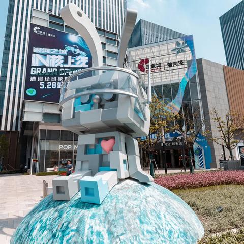 《热榜揭秘！下载狂潮中的生活模拟游戏排行》