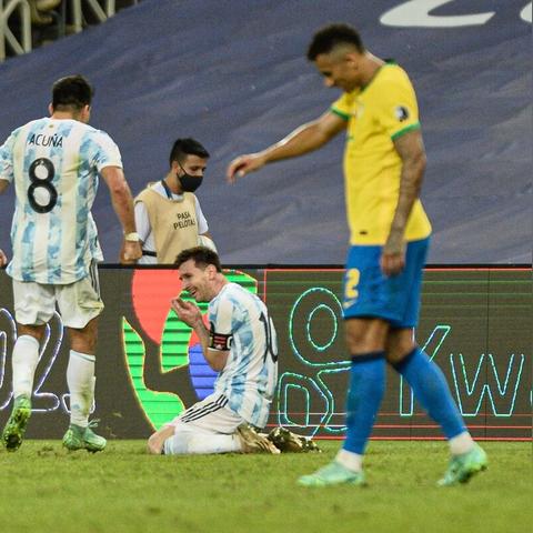 梅西领衔!乌拉圭美洲杯高光队套,FC足球世界独家推荐 梅西领衔!乌拉圭美洲杯高光队套,FC足球世界独家推荐