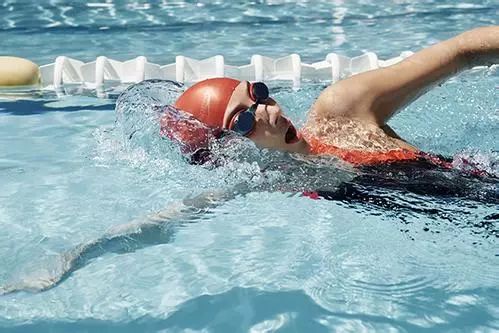 《第一后裔》泳池湿身新皮肤，抢先体验！