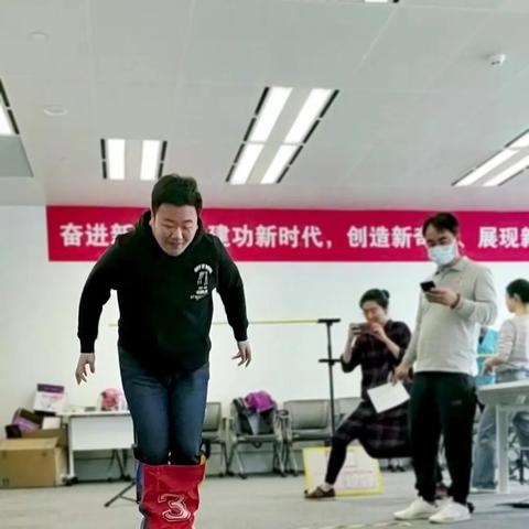 《滑行游戏盘点:十大热门推荐,哪款才是你的菜?》 《滑行游戏盘点:十大热门推荐,哪款才是你的菜?》