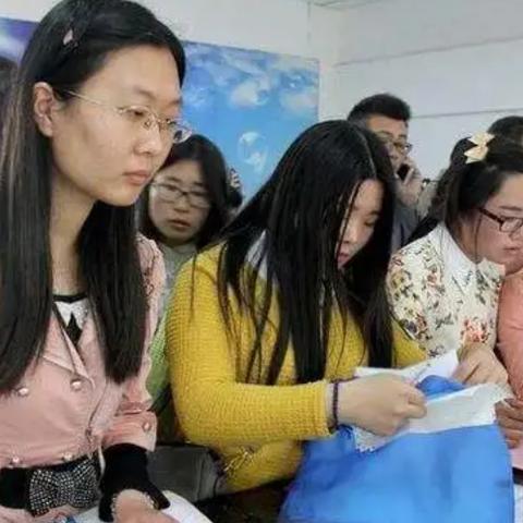 《十大资本主义游戏盘点：耐玩度爆表的资本冒险之旅》