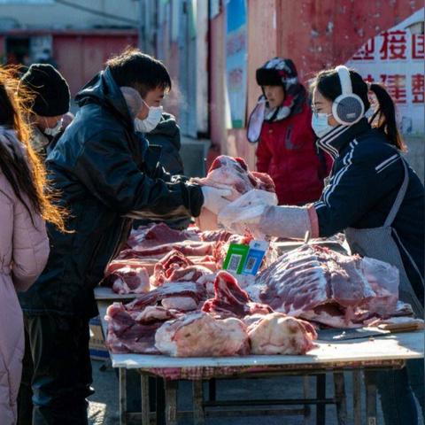 家长监管难题:半数家长忙于生计,游戏监管谁来担? 家长监管难题:半数家长忙于生计,游戏监管谁来担?