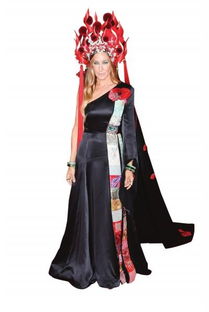 《光遇紫金边灯笼裤获取攻略：独家揭秘》