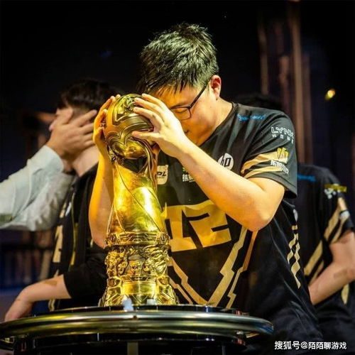 Uzi退役后慈善捐款百万，电竞选手公益行动引关注