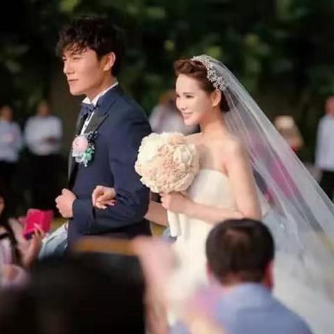 《光遇季暮土蜡烛位置揭秘：小王子专属藏匿地》