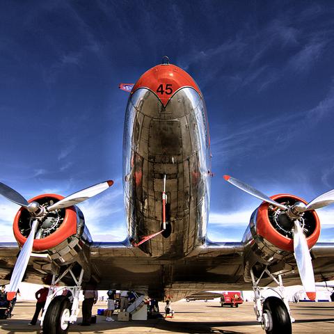 《飞行游戏盘点:人气排行,这些游戏让你翱翔天际》 《飞行游戏盘点:人气排行,这些游戏让你翱翔天际》