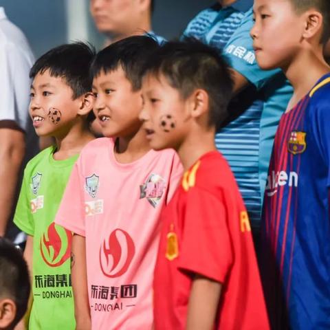 足球游戏盘点：十大经典足球游戏推荐，不容错过的足球盛宴