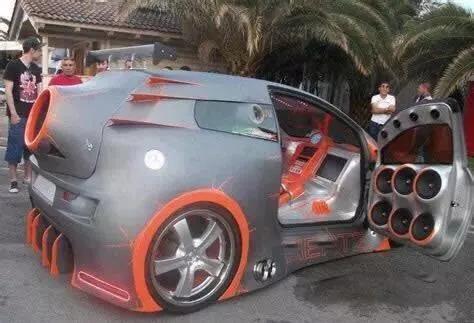 《十大热门改装游戏盘点:玩转个性改装盛宴》 《十大热门改装游戏盘点:玩转个性改装盛宴》