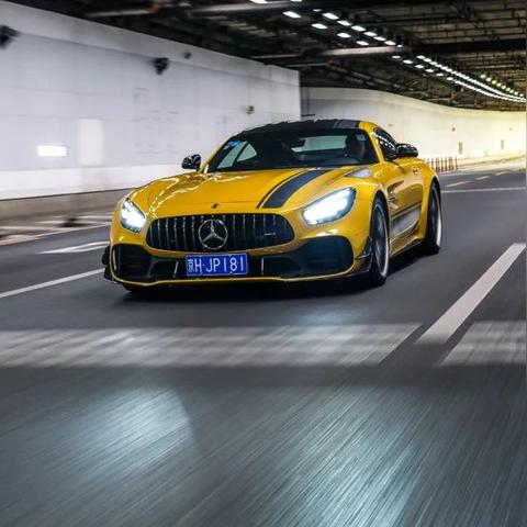 《放置精灵王》新手攻略：揭秘前期宠物搭配与职业选择技巧，助你轻松升级！