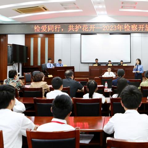 沉浸式模拟游戏推荐：热门下载排行，揭秘爆款游戏秘籍