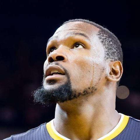 轻松掌握投篮技巧，轻松解锁“闪亮之名”球衣称号攻略！