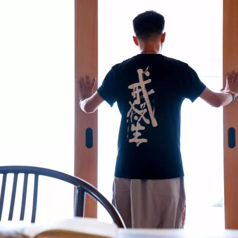 烟雨江湖湖畔琴音任务攻略：杭州支线高效完成技巧揭秘