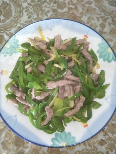 江湖悠悠青椒肉丝秘籍:轻松学会家常美味新做法 江湖悠悠青椒肉丝秘籍:轻松学会家常美味新做法