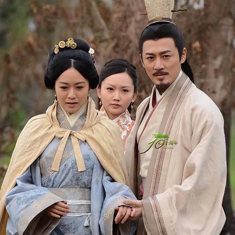 建安十二年黄月英深度解析：属性技能羁绊全揭秘攻略