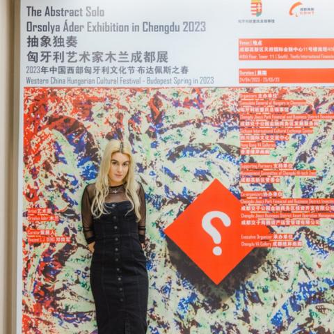 热门抽象游戏盘点：揭秘最新人气王，不容错过的游戏盛宴