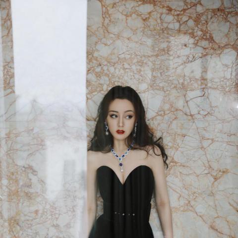 不思议皇冠武器图鉴解析：玫瑰骑士攻略秘籍大揭秘