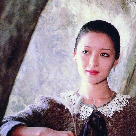 《天涯明月刀》手游称号自定义秘籍：轻松打造独特个性称号攻略！