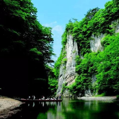 江南百景图飞泉绿位置速查攻略，轻松解锁隐藏美景