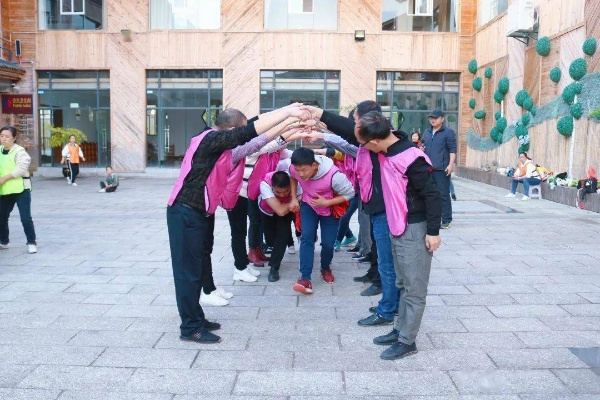 人气爆棚！盘点最受欢迎的团队协作游戏，体验极致合作乐趣