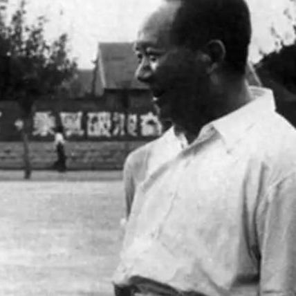 班主任模拟器七十一关微信聊天攻略，轻松通关技巧揭秘！