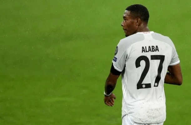 阿拉巴边路技巧揭秘：FC足球世界攻防策略大解析