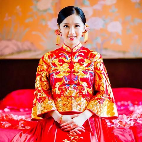 纸嫁衣3鸳鸯债第四章通关秘诀：揭秘隐藏线索，轻松解锁结局