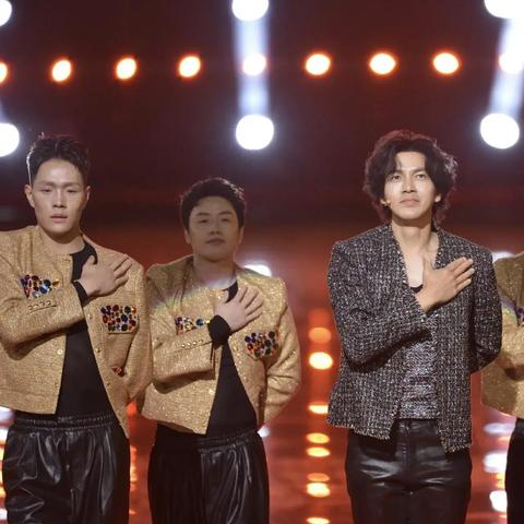 2024年度盘点：独家揭秘热门自创角色游戏，解锁新玩法！