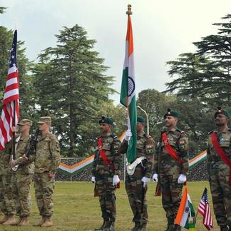 《交错战线》新手必看！掌握这些入门技巧，轻松成为战场高手